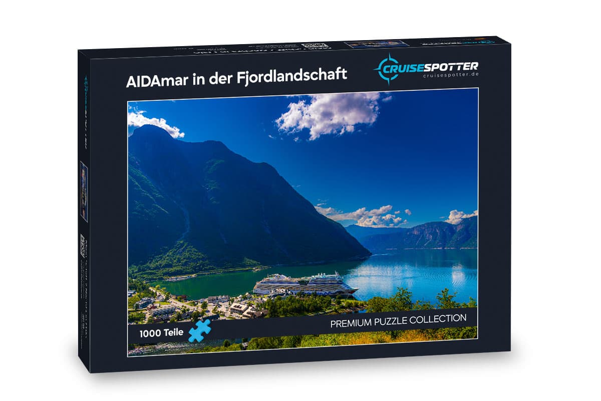 Puzzle AIDAmar in der Fjordlandschaft