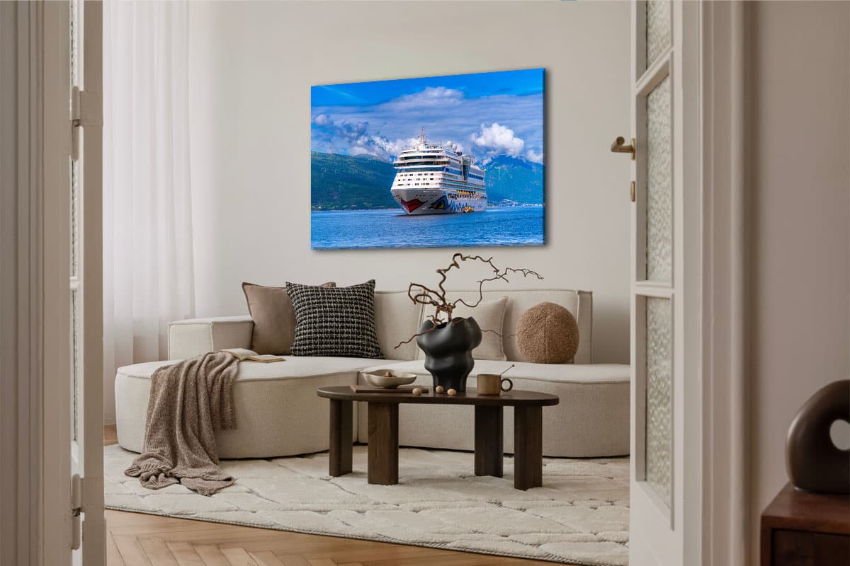 Wandbild AIDAmar im Sognefjord