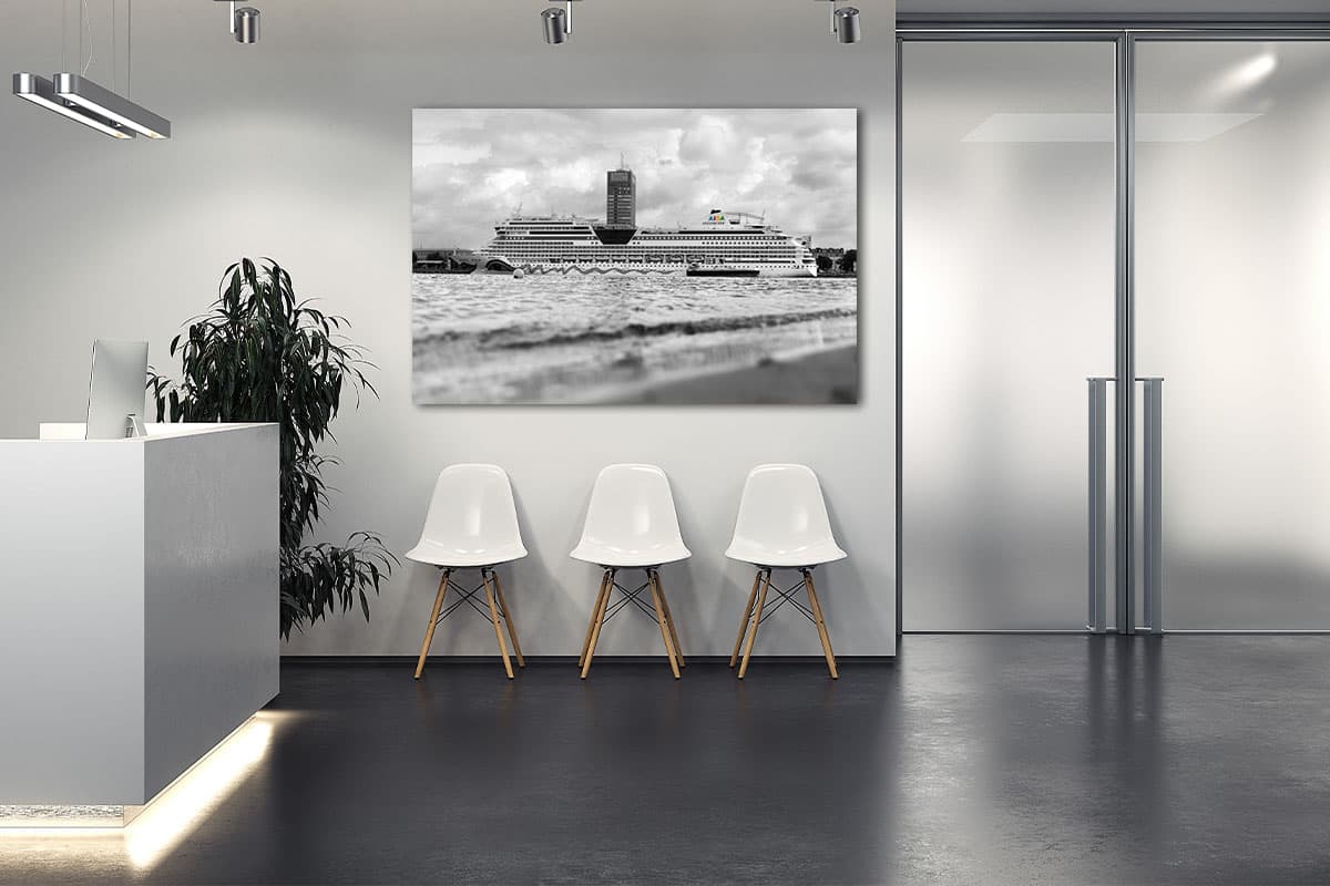 Wandbild AIDAmar in Riga