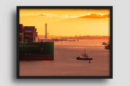 Wandbild CMA CGM Sorbonne in Hamburg