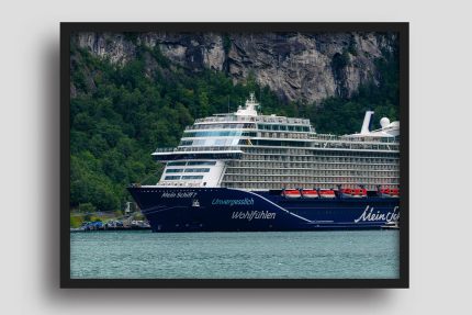 Wandbild Mein Schiff 7 "Gigant am Fels"