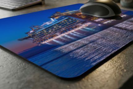 Emerald Princess im Seekanal