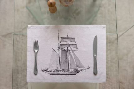 Tischset J.R. Tolkien vor Warnemünde